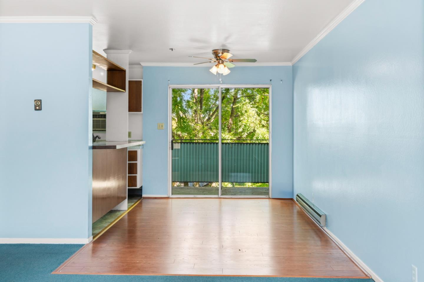 Detail Gallery Image 2 of 22 For 464 Clinton St #309,  Redwood City,  CA 94062 - 1 Beds | 1 Baths