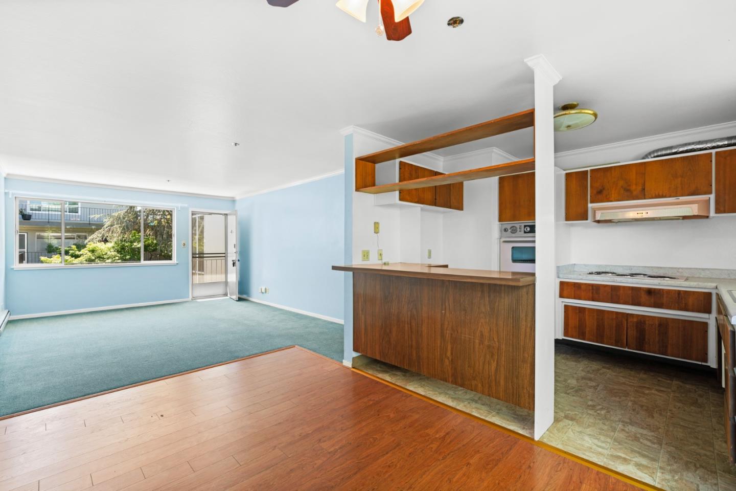 Detail Gallery Image 9 of 22 For 464 Clinton St #309,  Redwood City,  CA 94062 - 1 Beds | 1 Baths