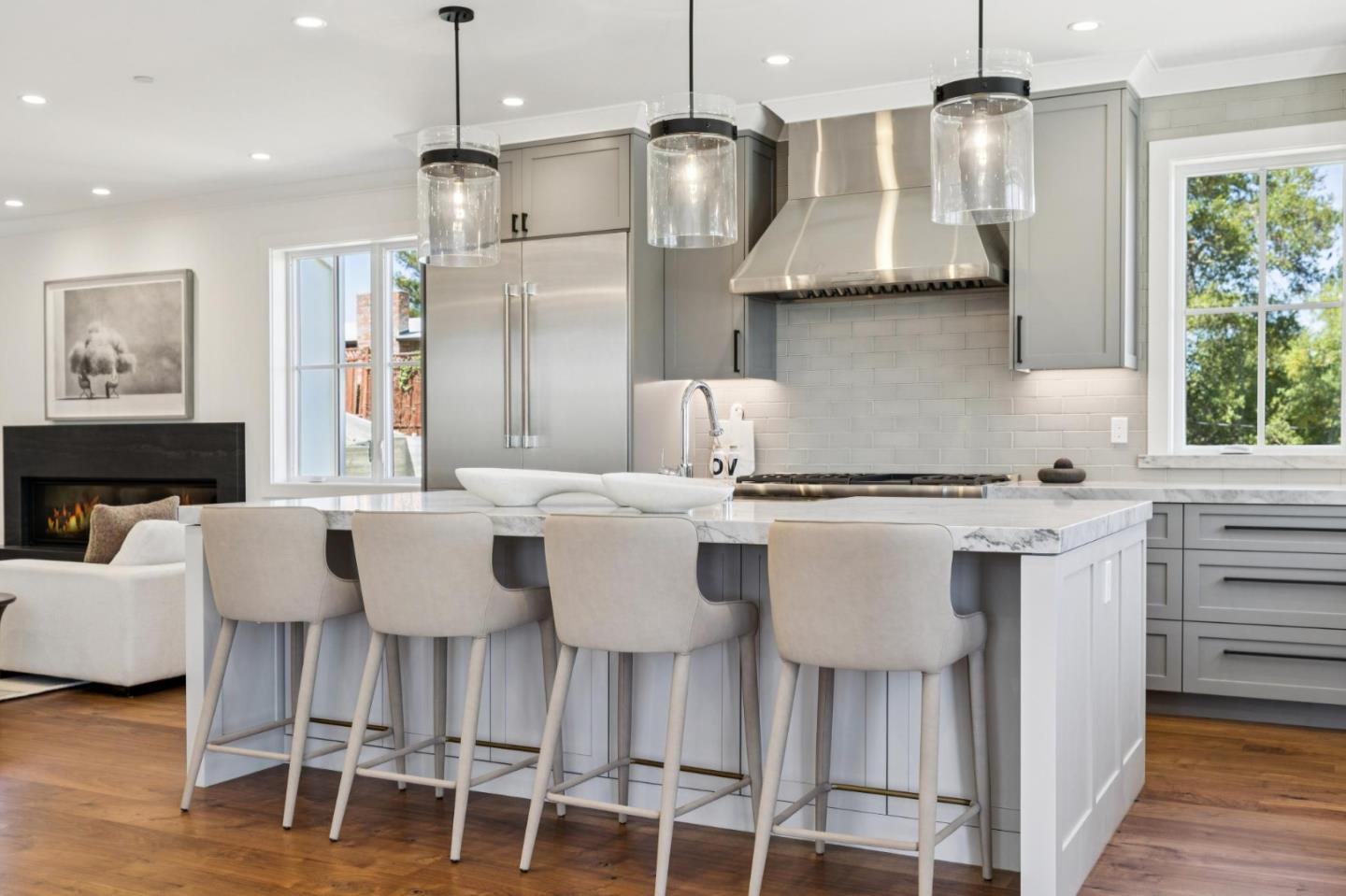 Detail Gallery Image 11 of 60 For 717 Vernal Way, Redwood City,  CA 94062 - 5 Beds | 5/1 Baths