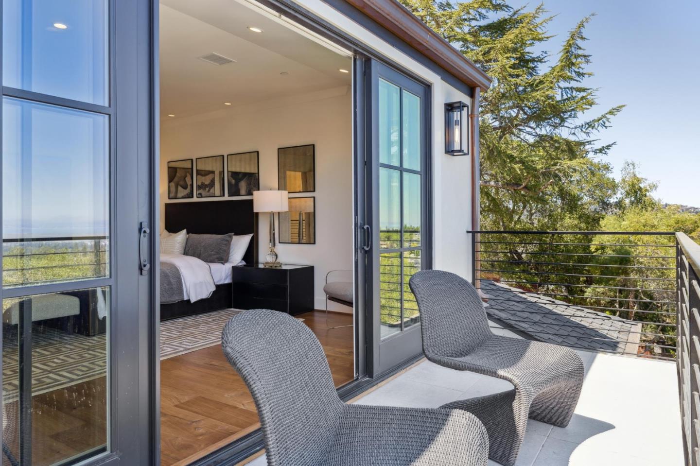 Detail Gallery Image 29 of 60 For 717 Vernal Way, Redwood City,  CA 94062 - 5 Beds | 5/1 Baths