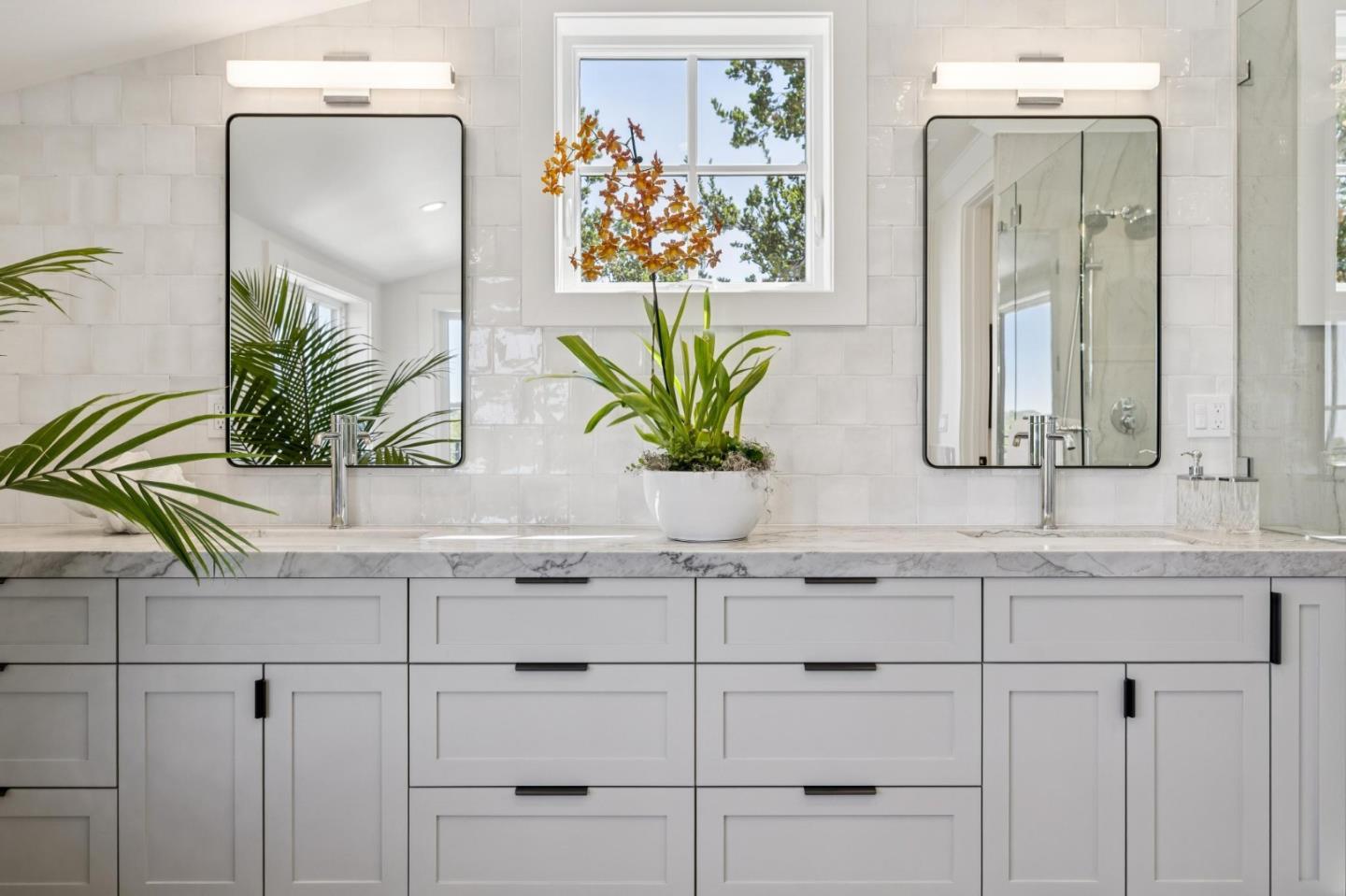 Detail Gallery Image 36 of 60 For 717 Vernal Way, Redwood City,  CA 94062 - 5 Beds | 5/1 Baths