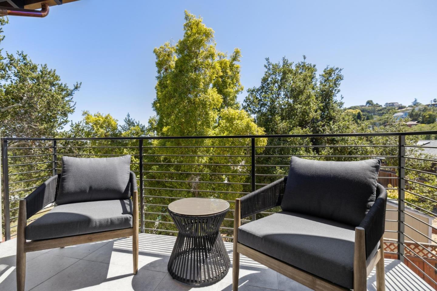 Detail Gallery Image 44 of 60 For 717 Vernal Way, Redwood City,  CA 94062 - 5 Beds | 5/1 Baths