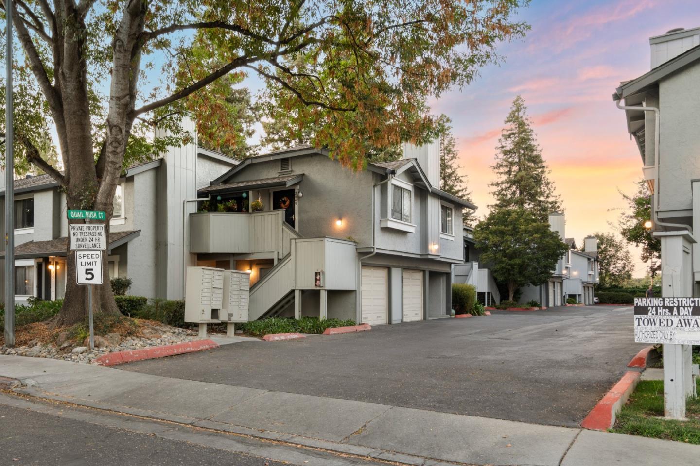 Detail Gallery Image 33 of 40 For 556 Quail Bush Ct, San Jose,  CA 95117 - 2 Beds | 2/1 Baths