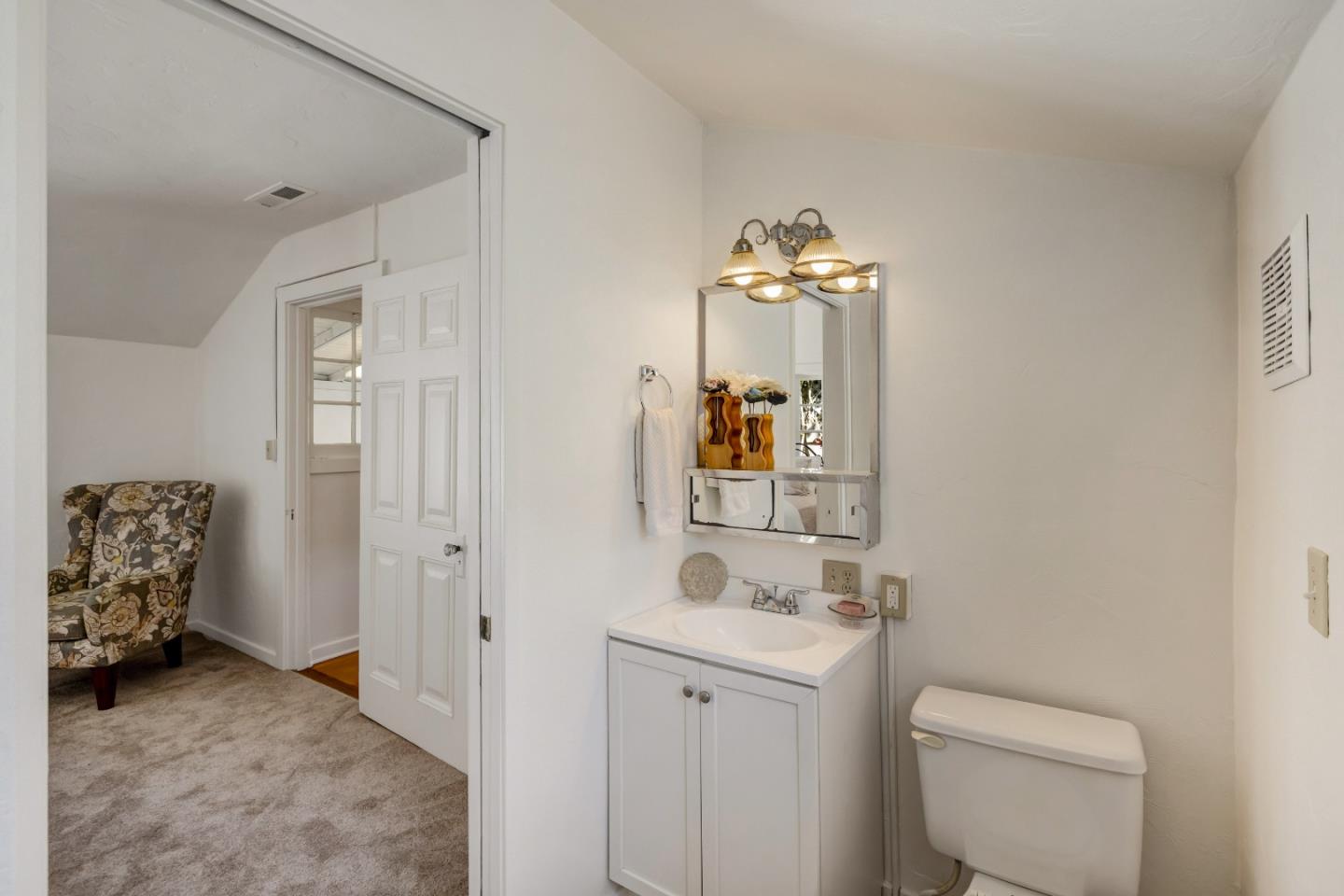Detail Gallery Image 21 of 47 For 414 19th St, Pacific Grove,  CA 93950 - 2 Beds | 2 Baths