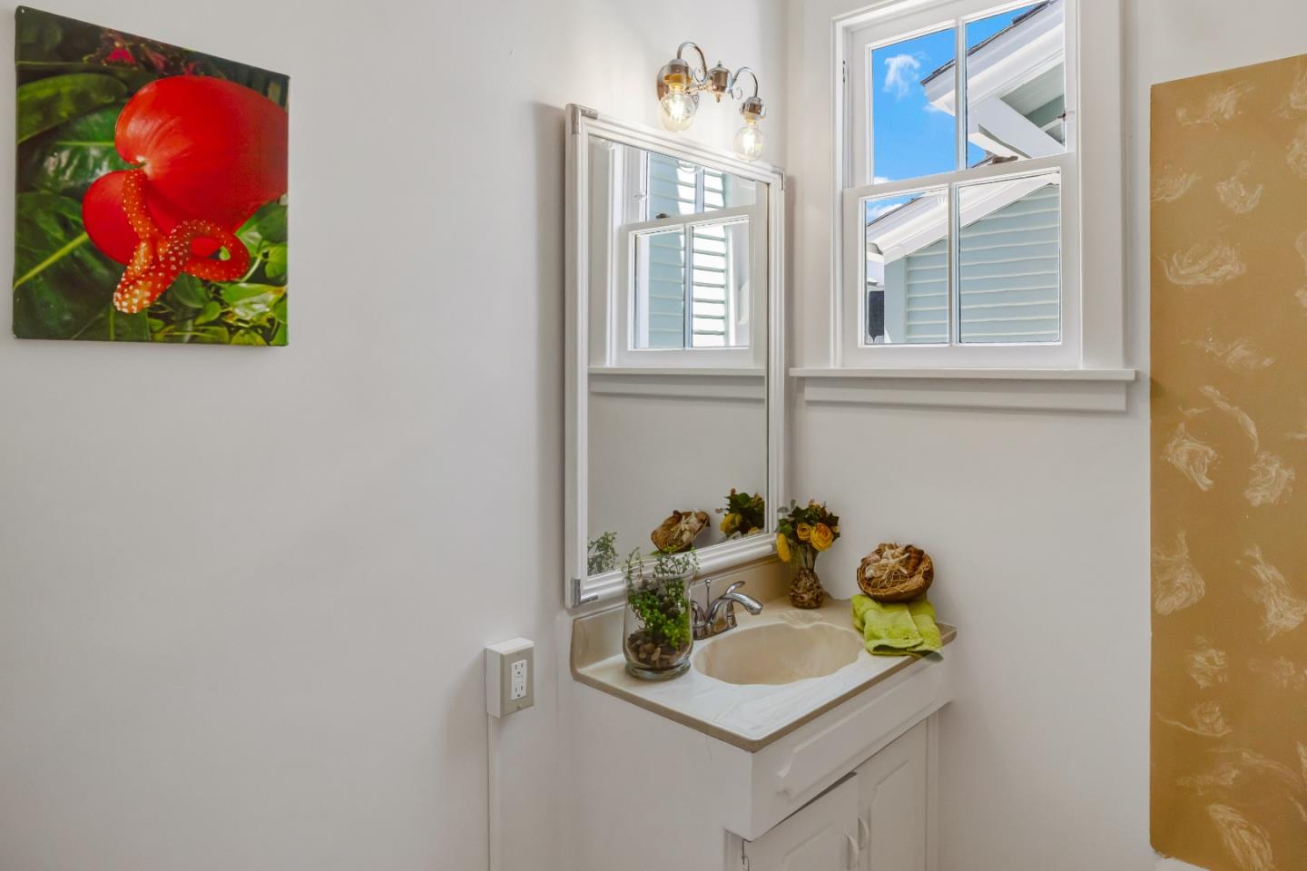 Detail Gallery Image 25 of 47 For 414 19th St, Pacific Grove,  CA 93950 - 2 Beds | 2 Baths