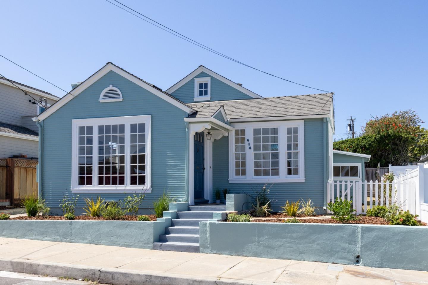 Detail Gallery Image 35 of 47 For 414 19th St, Pacific Grove,  CA 93950 - 2 Beds | 2 Baths
