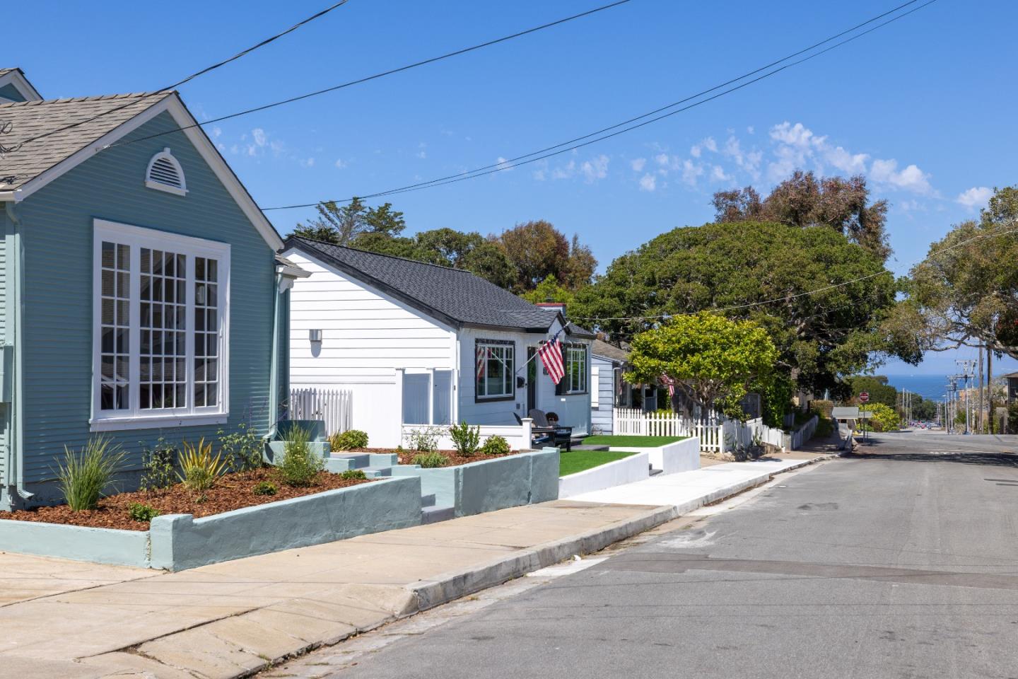 Detail Gallery Image 39 of 47 For 414 19th St, Pacific Grove,  CA 93950 - 2 Beds | 2 Baths