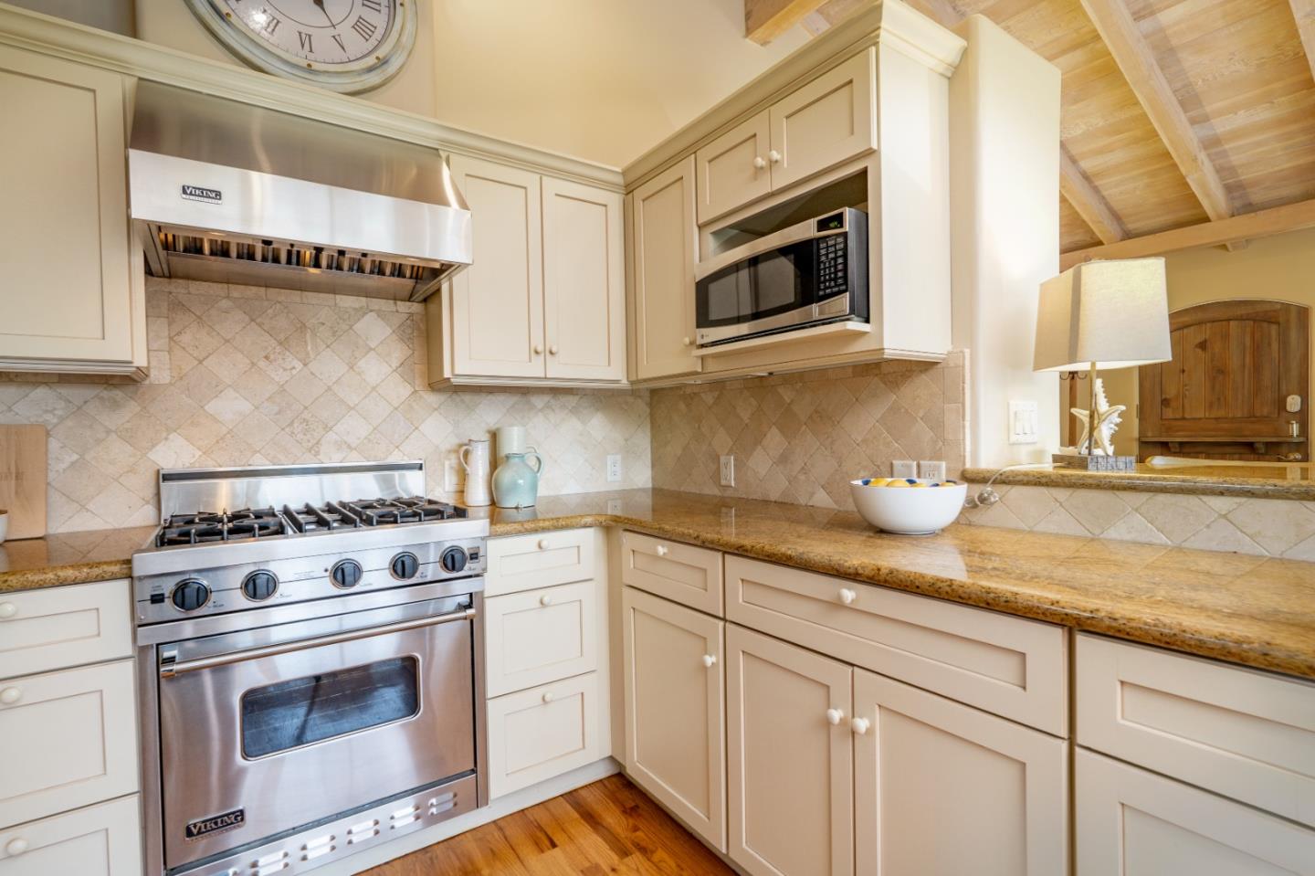 Detail Gallery Image 12 of 34 For 0 Casanova 3 Se of 4th St, Carmel,  CA 93923 - 3 Beds | 2 Baths