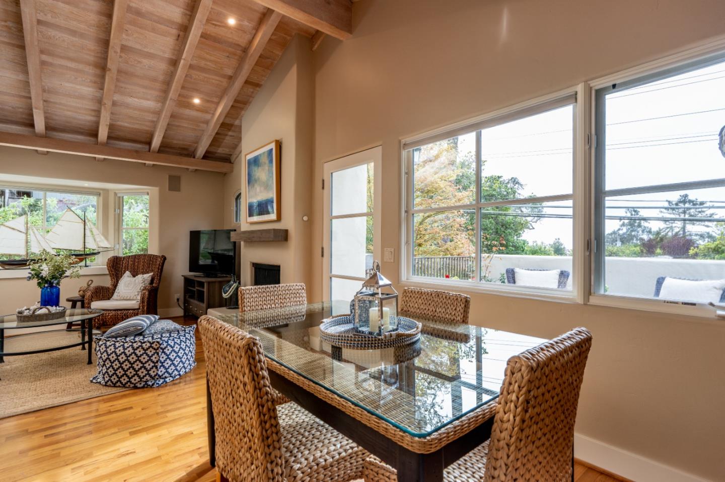Detail Gallery Image 17 of 34 For 0 Casanova 3 Se of 4th St, Carmel,  CA 93923 - 3 Beds | 2 Baths