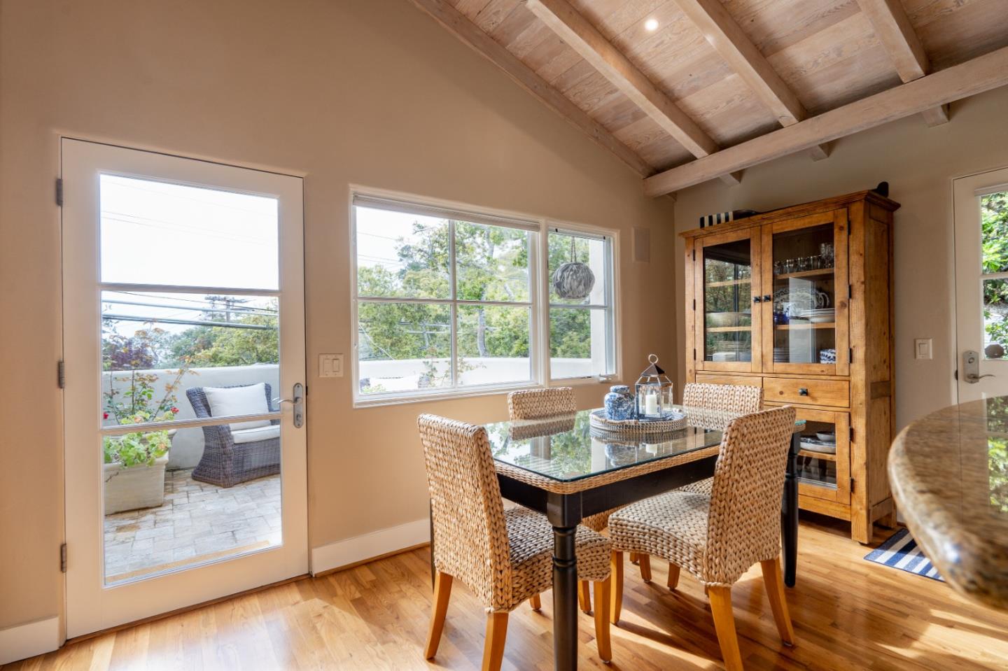 Detail Gallery Image 18 of 34 For 0 Casanova 3 Se of 4th St, Carmel,  CA 93923 - 3 Beds | 2 Baths
