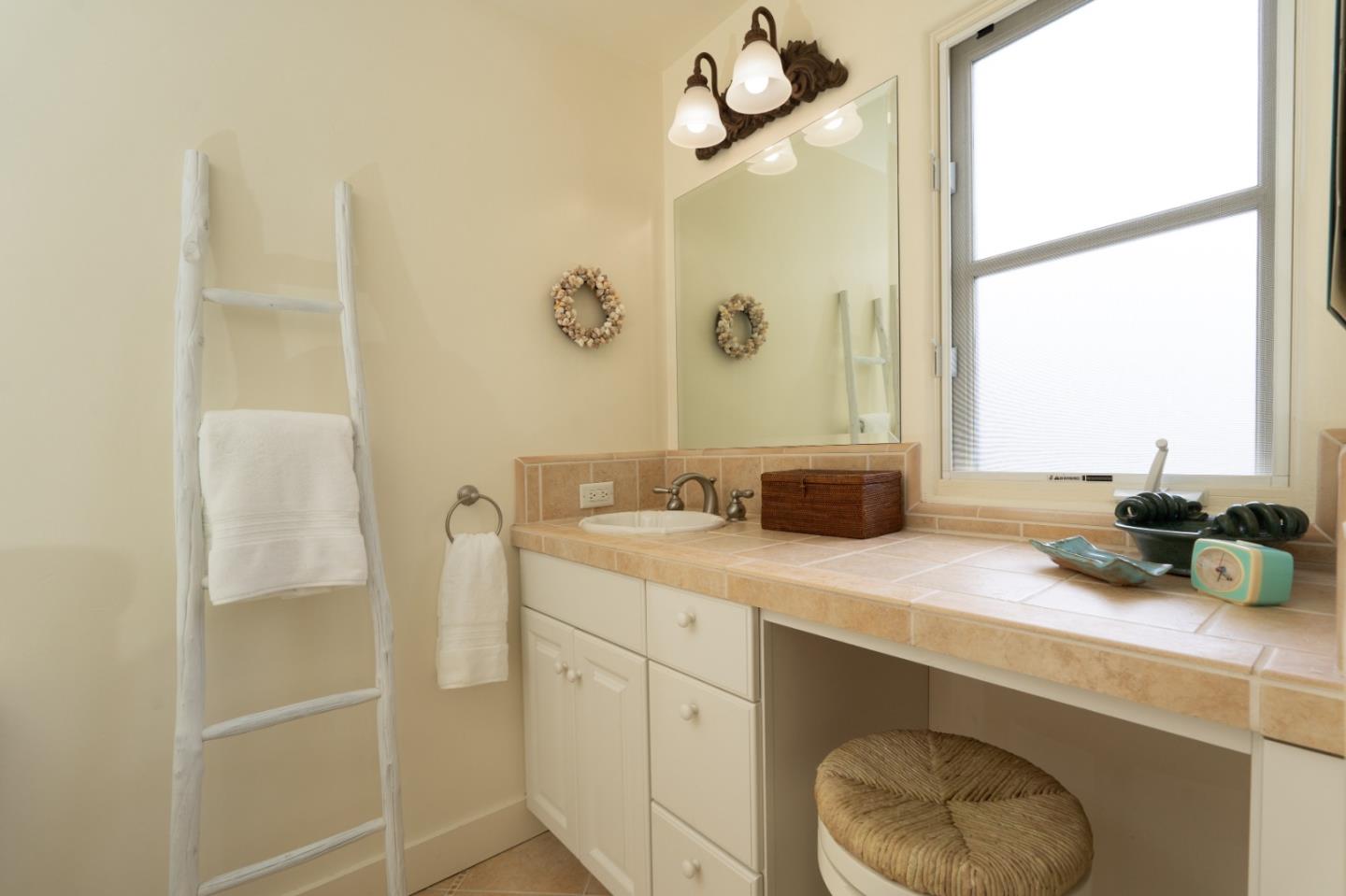 Detail Gallery Image 23 of 34 For 0 Casanova 3 Se of 4th St, Carmel,  CA 93923 - 3 Beds | 2 Baths