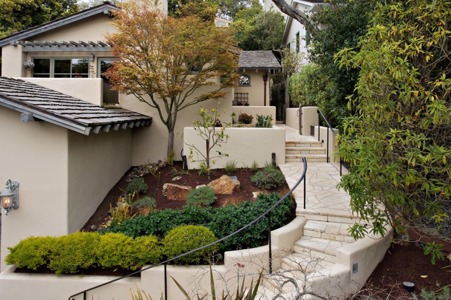 Detail Gallery Image 4 of 34 For 0 Casanova 3 Se of 4th St, Carmel,  CA 93923 - 3 Beds | 2 Baths