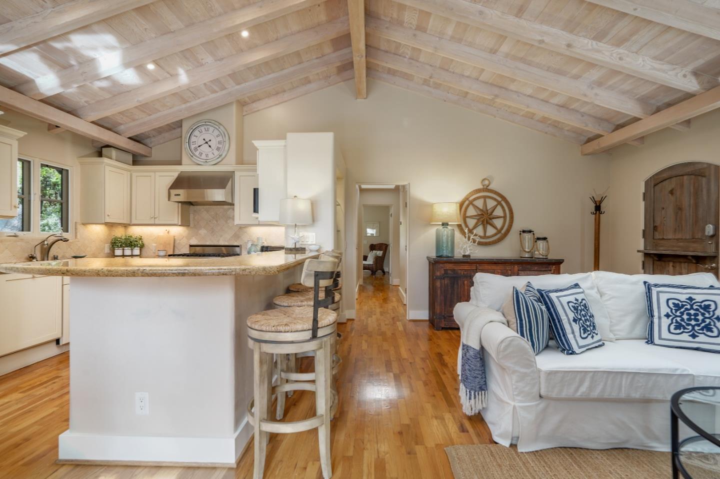 Detail Gallery Image 8 of 34 For 0 Casanova 3 Se of 4th St, Carmel,  CA 93923 - 3 Beds | 2 Baths