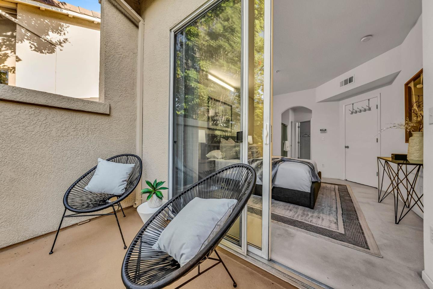 Detail Gallery Image 16 of 38 For 3315 Skyward Pl, San Jose,  CA 95136 - 2 Beds | 2/1 Baths