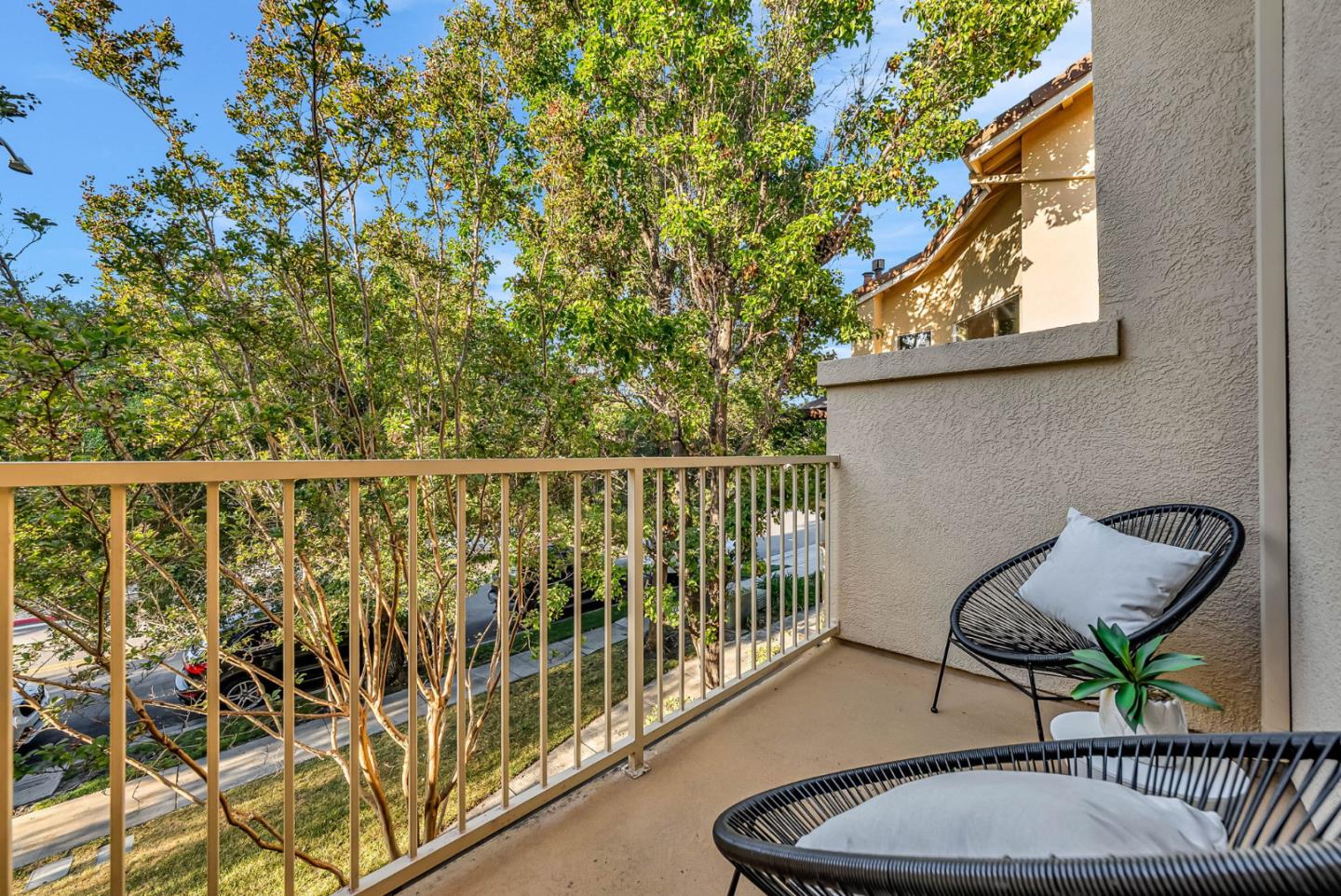 Detail Gallery Image 17 of 38 For 3315 Skyward Pl, San Jose,  CA 95136 - 2 Beds | 2/1 Baths