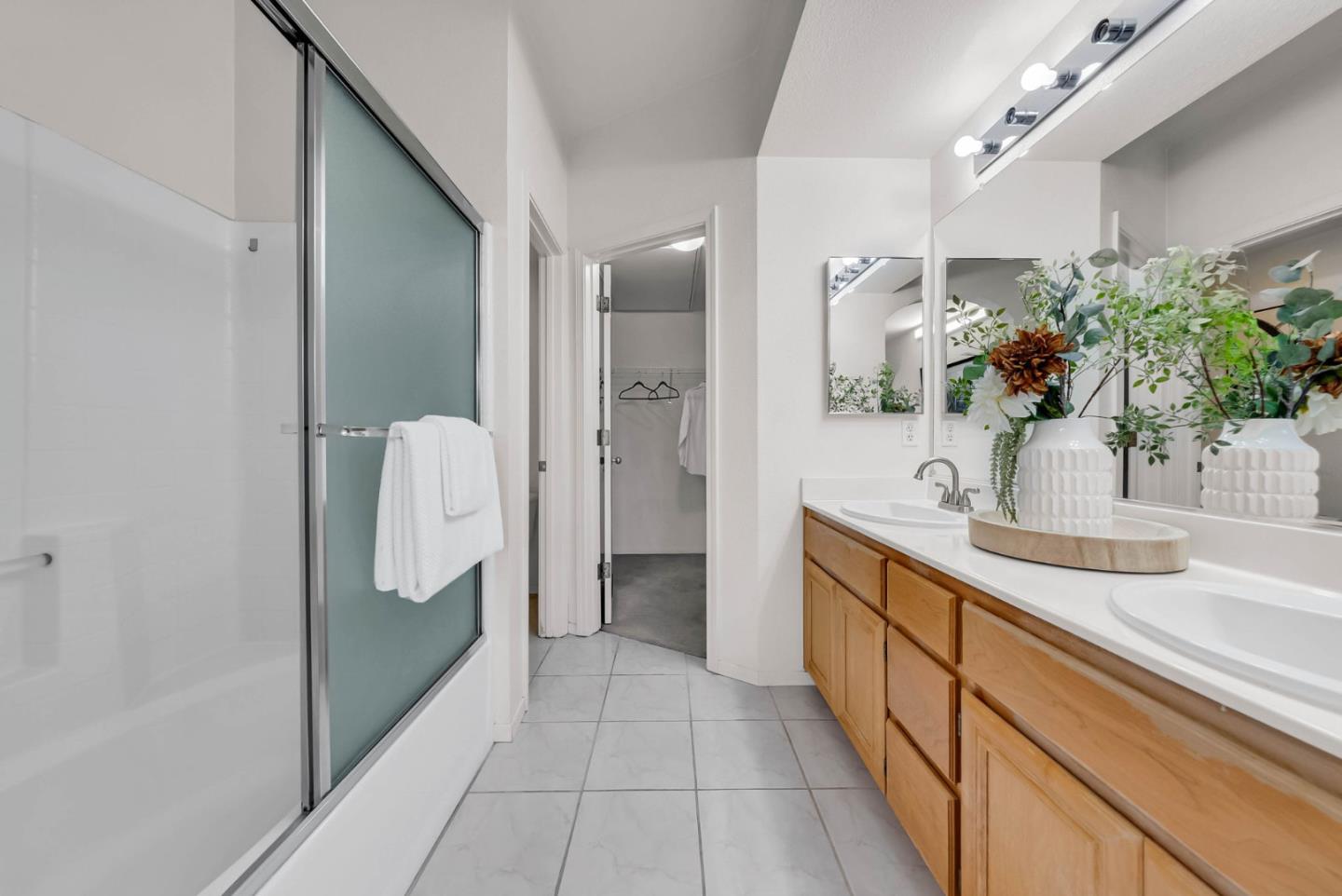 Detail Gallery Image 18 of 38 For 3315 Skyward Pl, San Jose,  CA 95136 - 2 Beds | 2/1 Baths