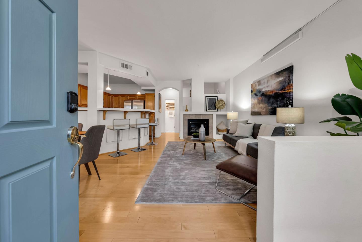 Detail Gallery Image 3 of 38 For 3315 Skyward Pl, San Jose,  CA 95136 - 2 Beds | 2/1 Baths