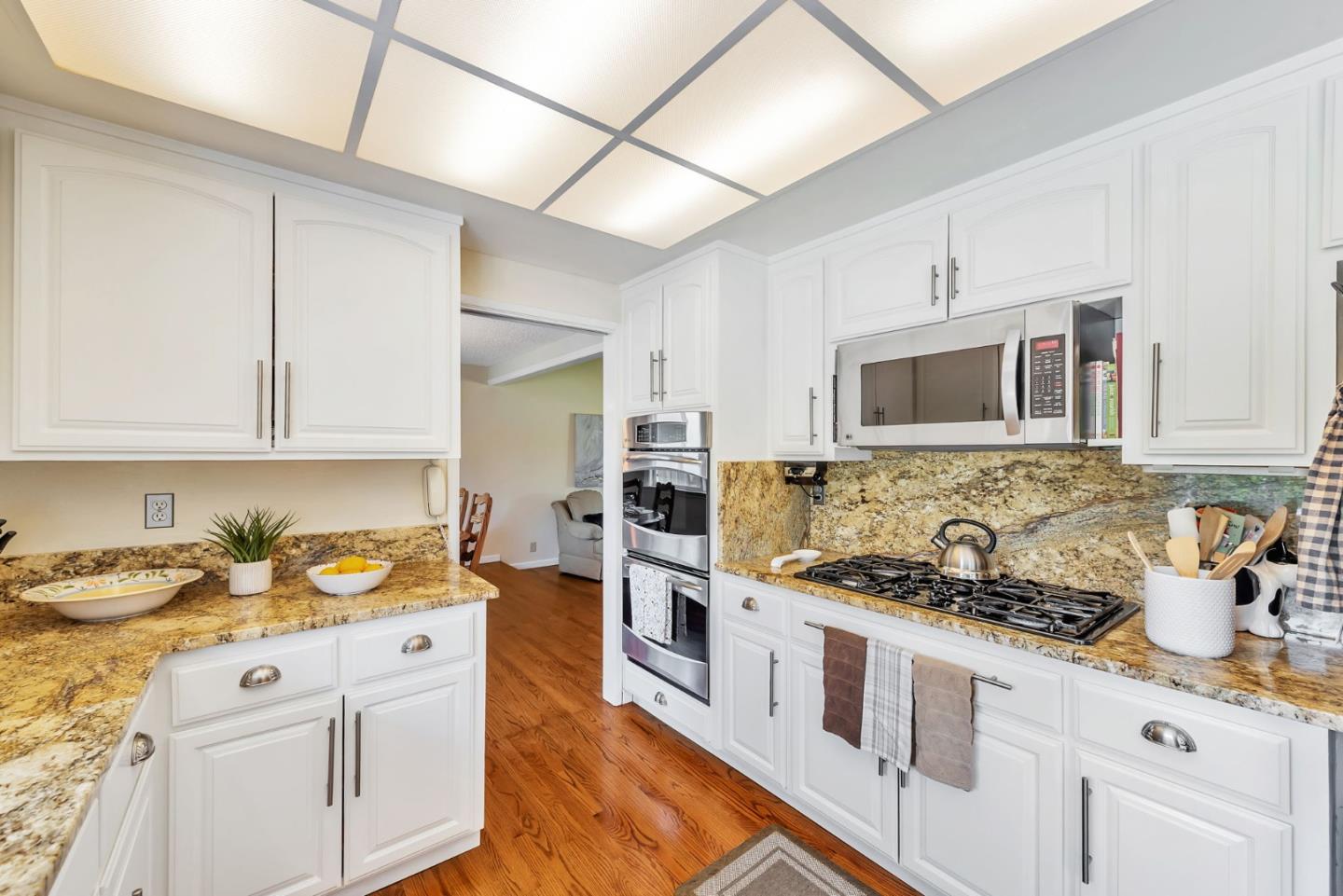 Detail Gallery Image 16 of 48 For 5821 Ponce Ct, San Jose,  CA 95120 - 4 Beds | 2/1 Baths