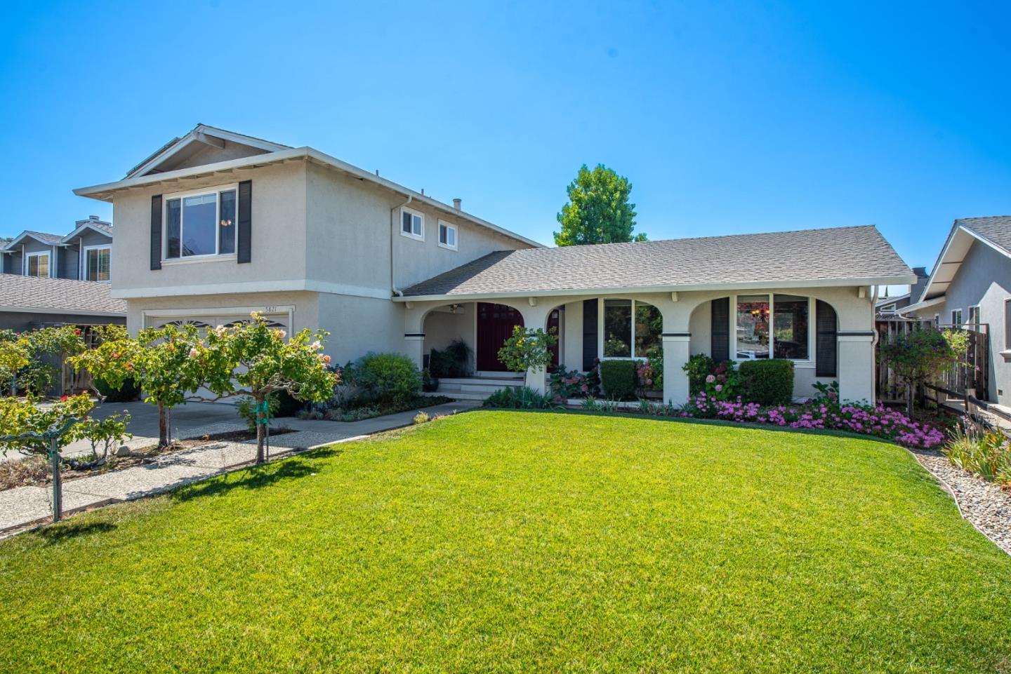 Detail Gallery Image 3 of 48 For 5821 Ponce Ct, San Jose,  CA 95120 - 4 Beds | 2/1 Baths
