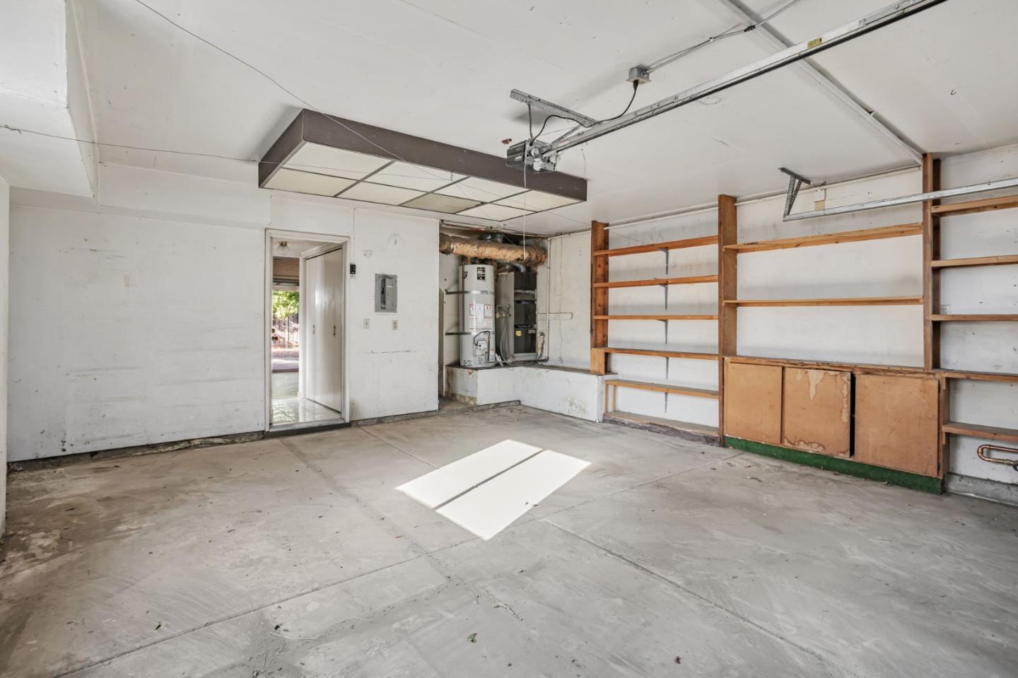 Detail Gallery Image 18 of 23 For 207 Redwood Ave, Milpitas,  CA 95035 - 4 Beds | 2/1 Baths