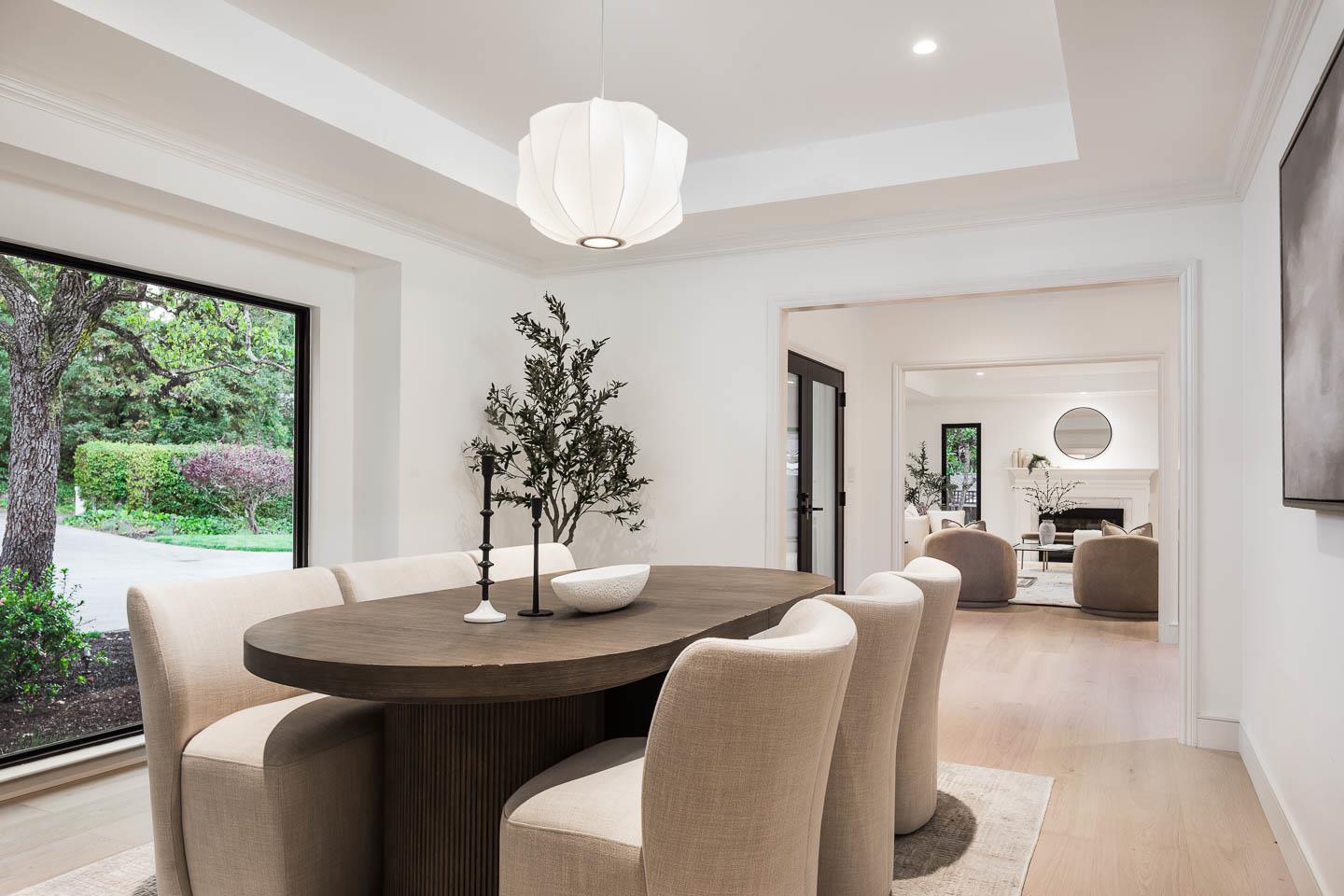 Detail Gallery Image 4 of 13 For 340 Arden Rd, Hillsborough,  CA 94010 - 4 Beds | 3/1 Baths