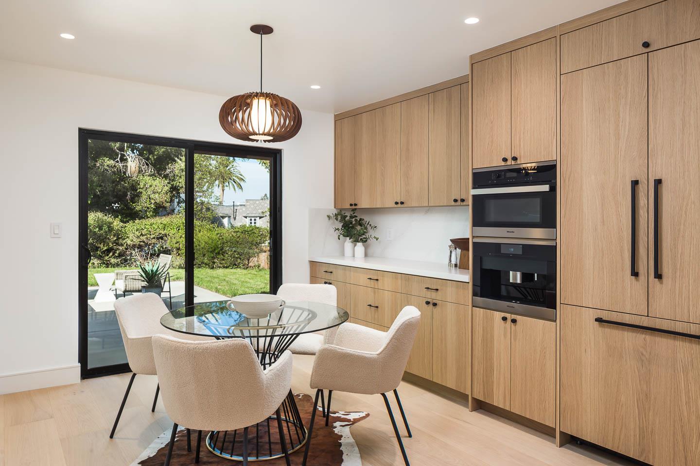 Detail Gallery Image 5 of 13 For 340 Arden Rd, Hillsborough,  CA 94010 - 4 Beds | 3/1 Baths