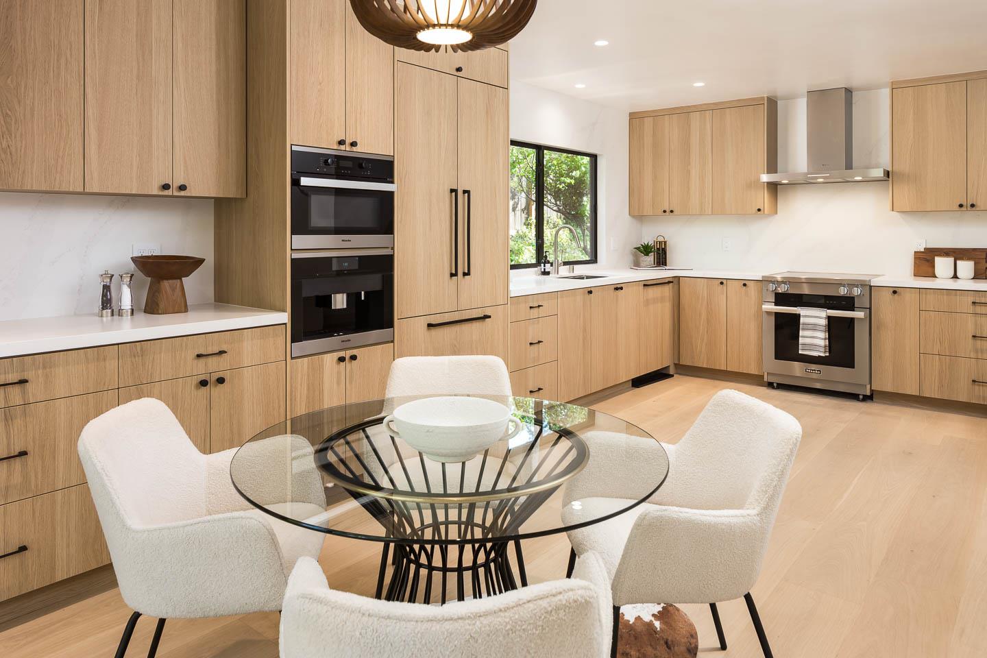 Detail Gallery Image 6 of 13 For 340 Arden Rd, Hillsborough,  CA 94010 - 4 Beds | 3/1 Baths