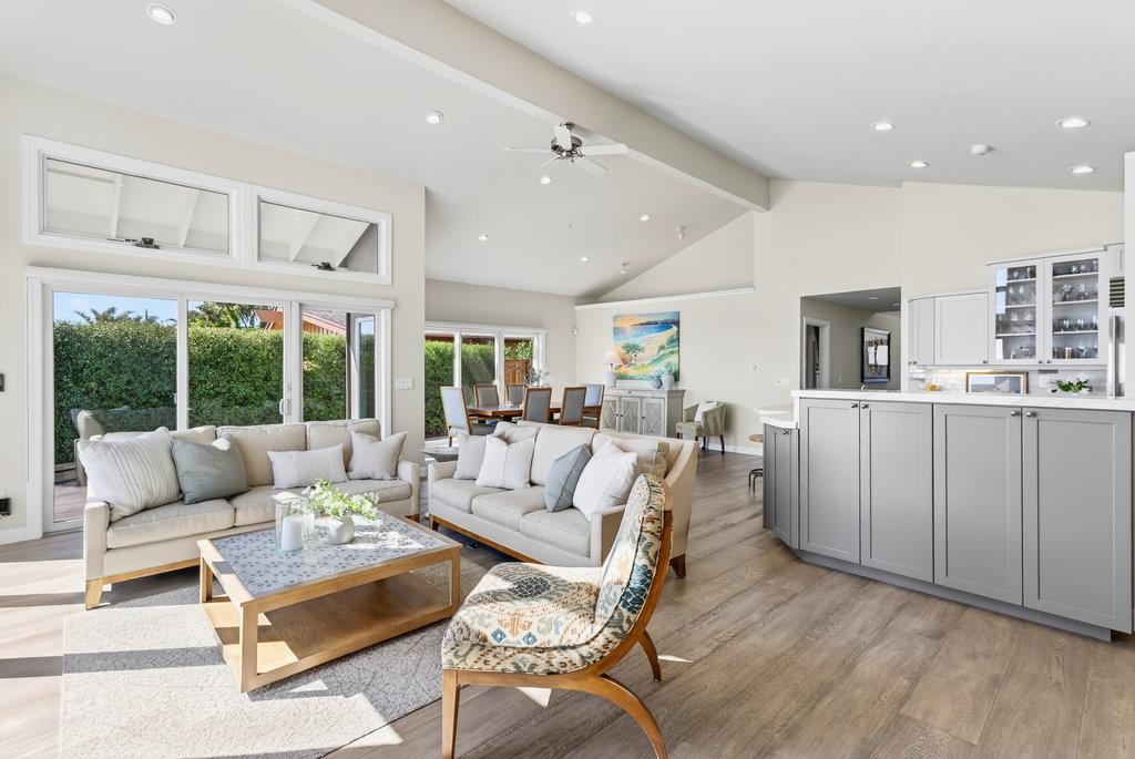 Detail Gallery Image 19 of 72 For 721 Seacliff Dr, Aptos,  CA 95003 - 3 Beds | 2 Baths
