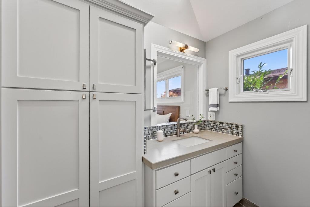 Detail Gallery Image 34 of 72 For 721 Seacliff Dr, Aptos,  CA 95003 - 3 Beds | 2 Baths