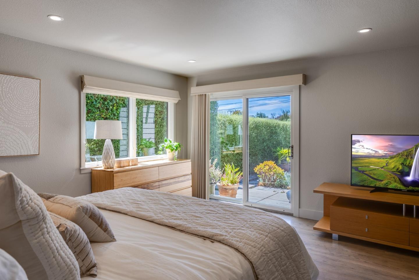 Detail Gallery Image 25 of 33 For 210 Venetian Rd, Aptos,  CA 95003 - 3 Beds | 2/1 Baths
