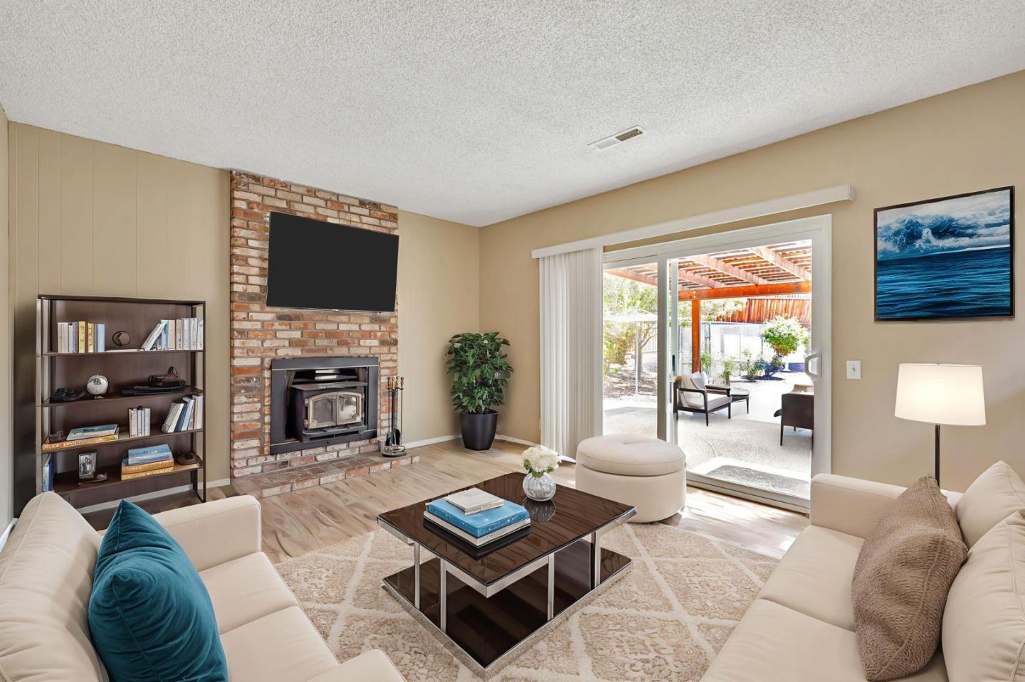 Detail Gallery Image 10 of 48 For 3910 Edenwood Dr, San Jose,  CA 95121 - 3 Beds | 2 Baths