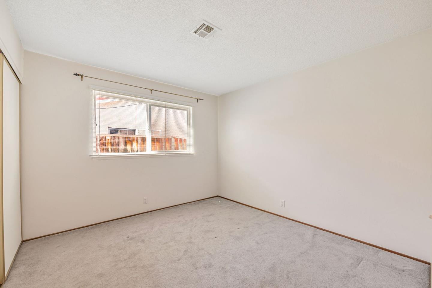Detail Gallery Image 25 of 48 For 3910 Edenwood Dr, San Jose,  CA 95121 - 3 Beds | 2 Baths