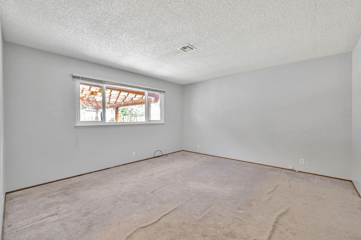 Detail Gallery Image 31 of 48 For 3910 Edenwood Dr, San Jose,  CA 95121 - 3 Beds | 2 Baths