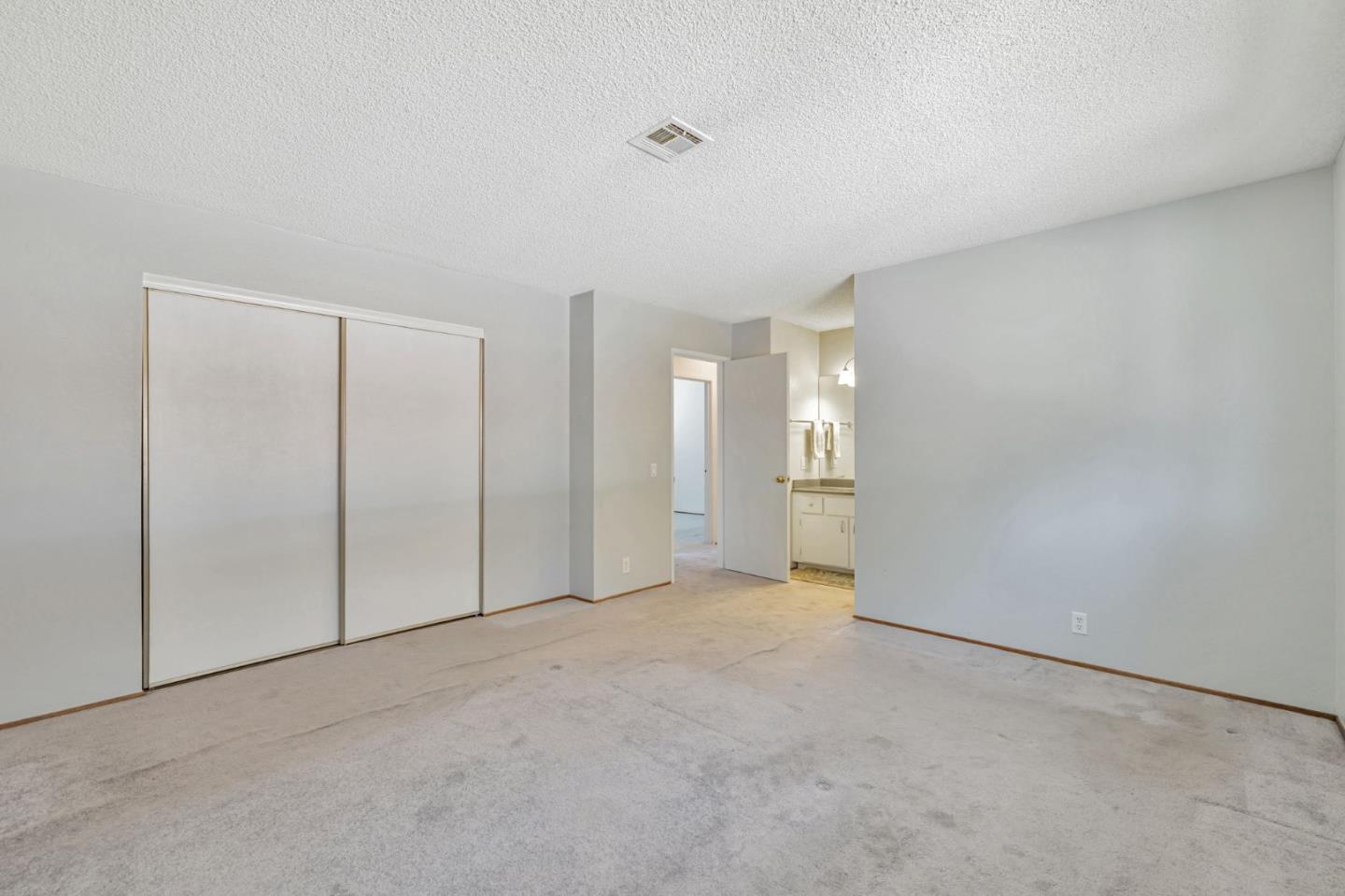 Detail Gallery Image 33 of 48 For 3910 Edenwood Dr, San Jose,  CA 95121 - 3 Beds | 2 Baths