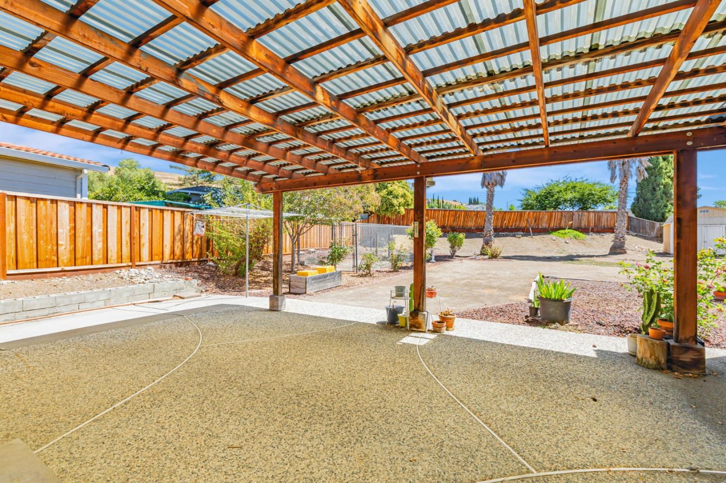 Detail Gallery Image 39 of 48 For 3910 Edenwood Dr, San Jose,  CA 95121 - 3 Beds | 2 Baths