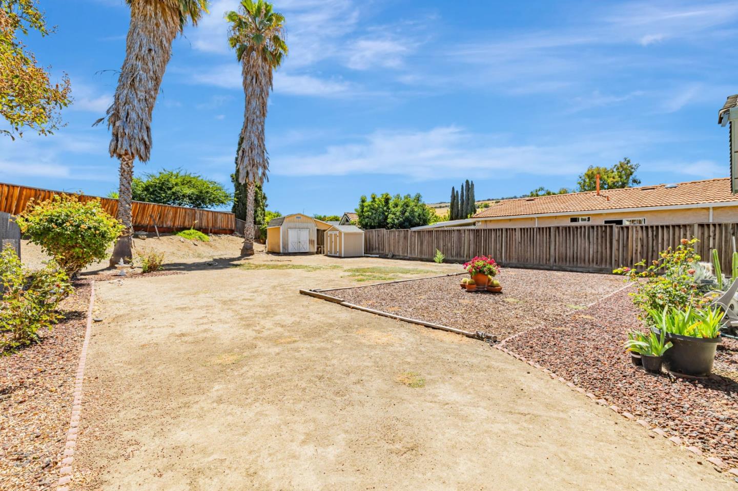 Detail Gallery Image 40 of 48 For 3910 Edenwood Dr, San Jose,  CA 95121 - 3 Beds | 2 Baths