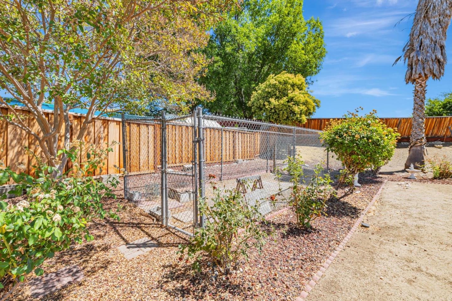 Detail Gallery Image 43 of 48 For 3910 Edenwood Dr, San Jose,  CA 95121 - 3 Beds | 2 Baths