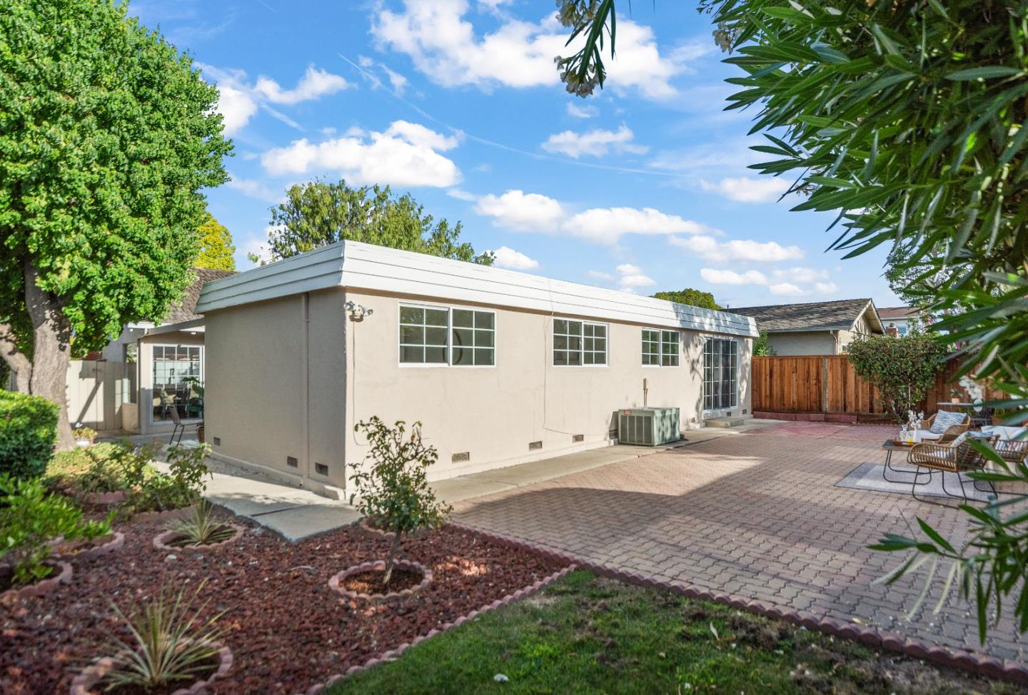 Detail Gallery Image 33 of 36 For 1353 Spoonbill Way, Sunnyvale,  CA 94087 - 4 Beds | 2 Baths