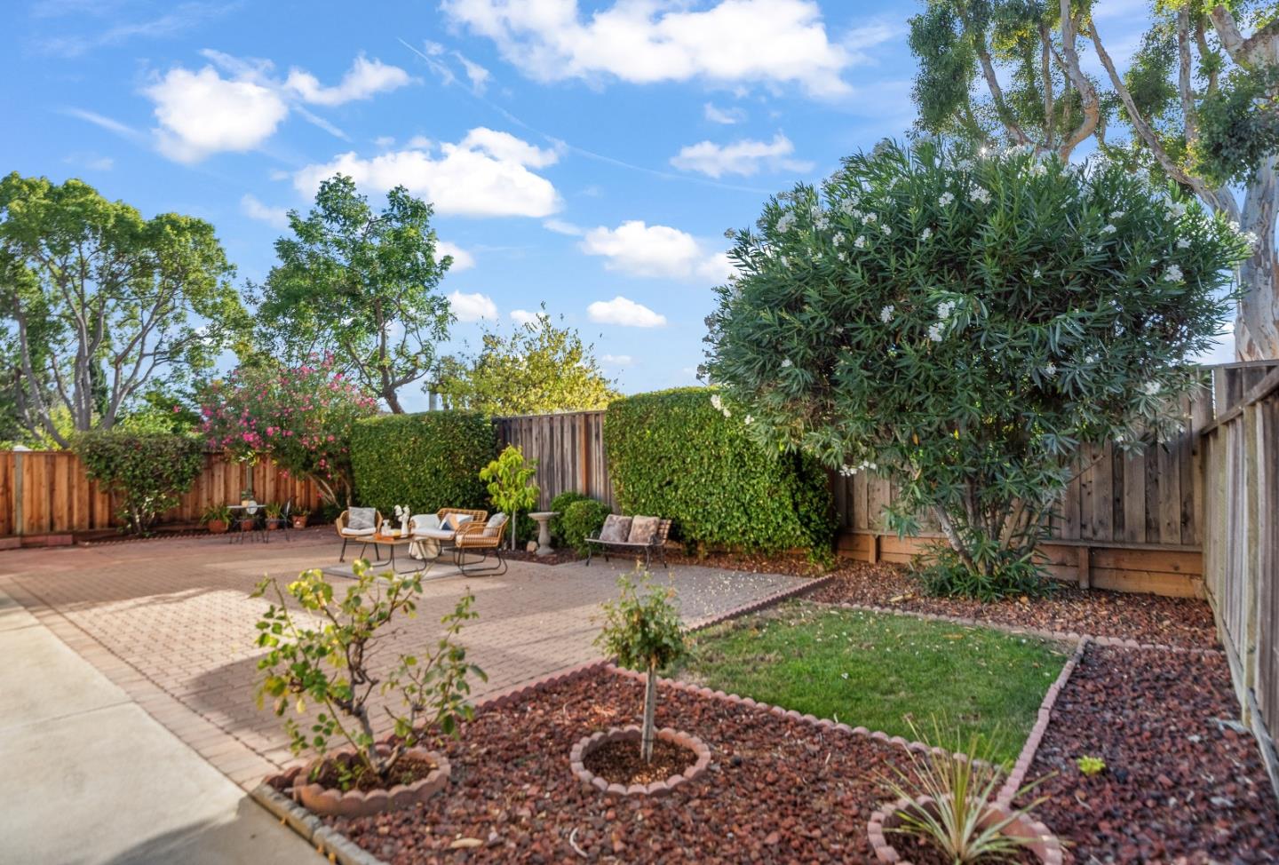 Detail Gallery Image 35 of 36 For 1353 Spoonbill Way, Sunnyvale,  CA 94087 - 4 Beds | 2 Baths