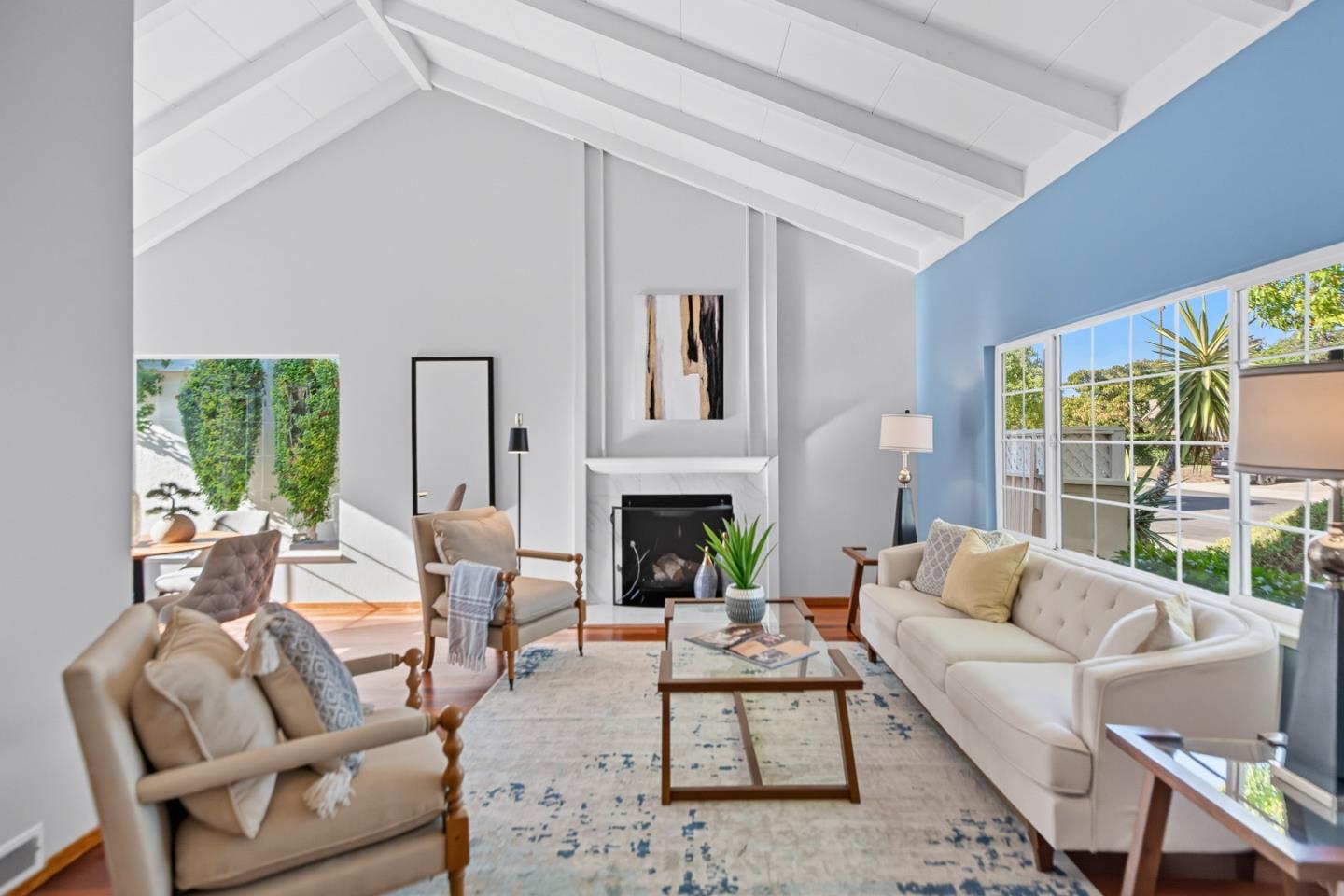 Detail Gallery Image 6 of 36 For 1353 Spoonbill Way, Sunnyvale,  CA 94087 - 4 Beds | 2 Baths