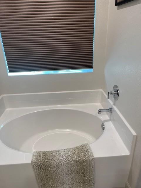 Detail Gallery Image 21 of 35 For 2001 Wildflower Dr, Hollister,  CA 95023 - 4 Beds | 2/1 Baths
