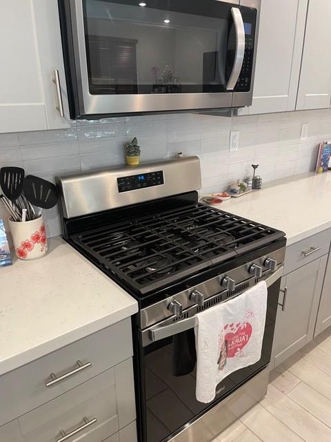 Detail Gallery Image 5 of 35 For 2001 Wildflower Dr, Hollister,  CA 95023 - 4 Beds | 2/1 Baths