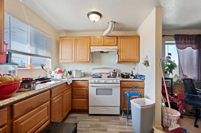 Detail Gallery Image 12 of 41 For 723-725 Kilbreth, Salinas,  CA 93905 - – Beds | – Baths