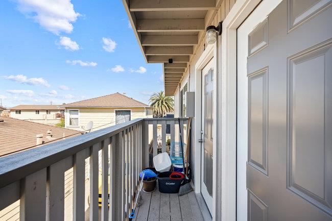 Detail Gallery Image 5 of 41 For 723-725 Kilbreth, Salinas,  CA 93905 - – Beds | – Baths