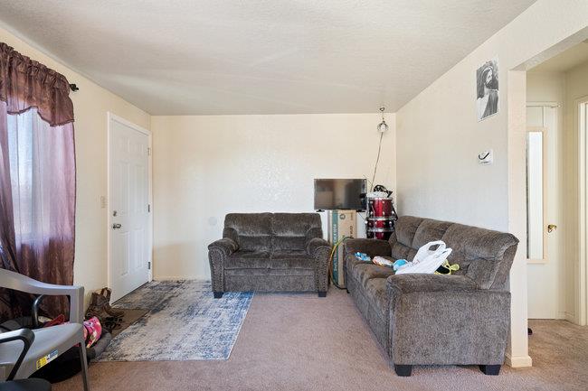 Detail Gallery Image 7 of 41 For 723-725 Kilbreth, Salinas,  CA 93905 - – Beds | – Baths