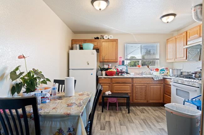 Detail Gallery Image 8 of 41 For 723-725 Kilbreth, Salinas,  CA 93905 - – Beds | – Baths