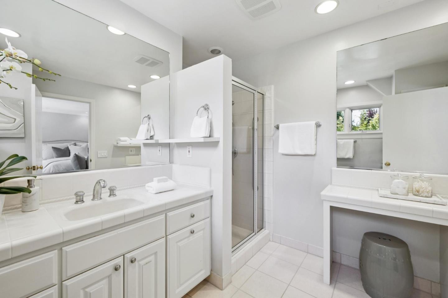 Detail Gallery Image 18 of 43 For 51 Toyon Rd, Atherton,  CA 94027 - 6 Beds | 3/2 Baths