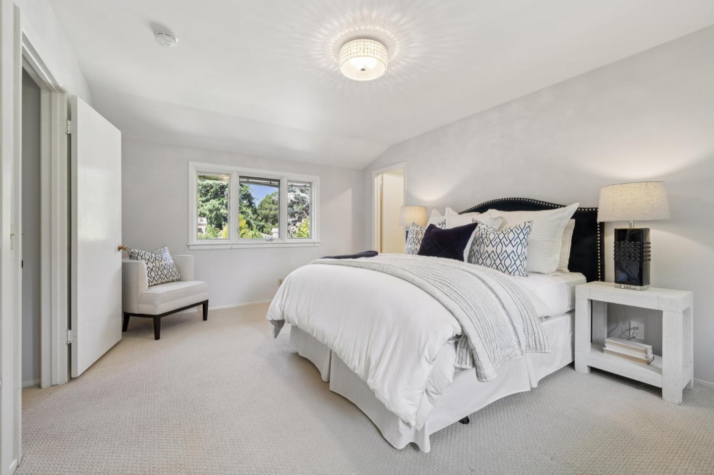Detail Gallery Image 20 of 43 For 51 Toyon Rd, Atherton,  CA 94027 - 6 Beds | 3/2 Baths