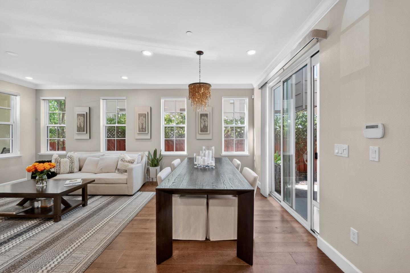 Detail Gallery Image 10 of 24 For 14145 Capri Dr, Los Gatos,  CA 95032 - 4 Beds | 3 Baths