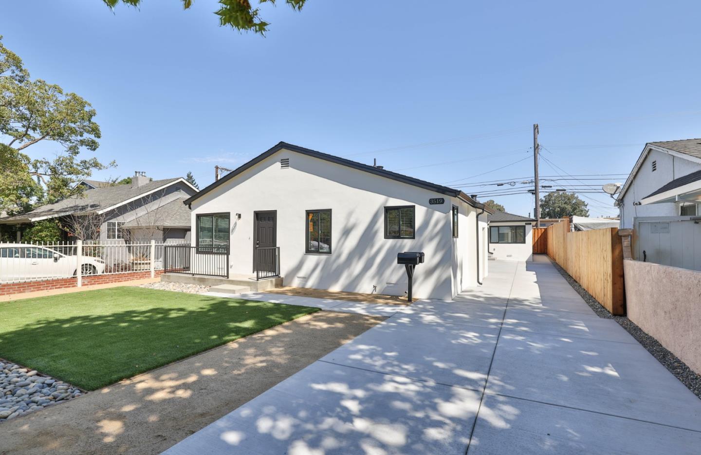 Detail Gallery Image 2 of 21 For 3519 Hoover St, Redwood City,  CA 94063 - – Beds | – Baths